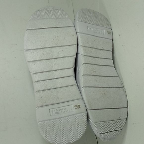 Sports Illustrated Shoes New Never Worn Sports Illustrated Unisex Light Weight Blue And Gray